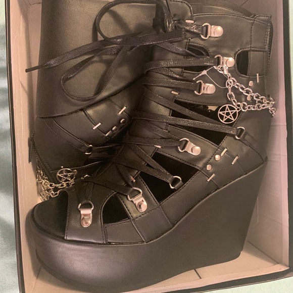 Demonia Shoes - Demonia Poison 95
